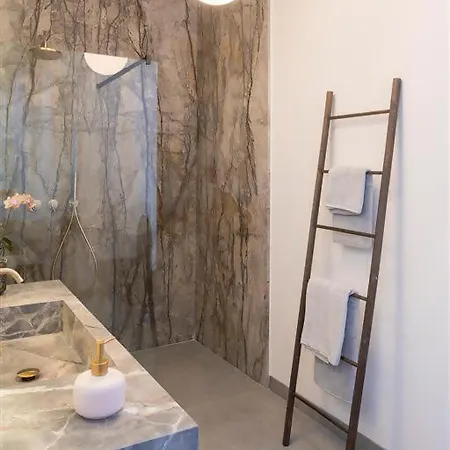 Apartment Destiny 5