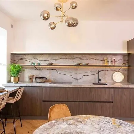 Apartment Destiny 5 *