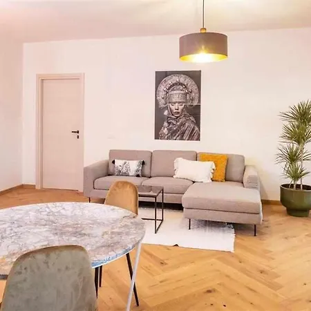 Apartamento Destiny 5